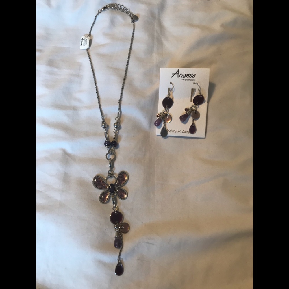 Necklace with earrings
